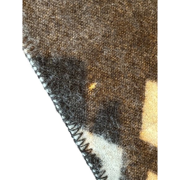 Lopi Icelandic Wool Blanket by Ístex – Pure New Wool Geometric Nordic Throw – Gr - Picture 7 of 8